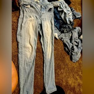 Hollister jeans